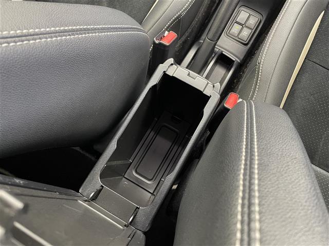 アクア G G’s KENWOOD製SDナビ(FM/AM/BT/CD/DVD/Ipod)ハーフレザーシート 純正LEDヘッドライト 純正フロントフォグライト 社外ETC(12枚目)