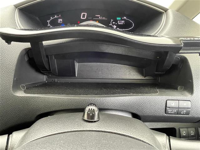 セレナ ハイウェイスター S-ハイブリッド Vエアロモード 純正ナビ CD/DVD/Bluetooth/TV 両側パワースライド オートライト フォグランプ ETC プッシュスタート スマートキー スペアキー(17枚目)