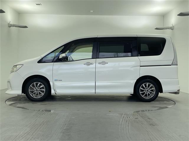 セレナ ハイウェイスター S-ハイブリッド Vエアロモード 純正ナビ CD/DVD/Bluetooth/TV 両側パワースライド オートライト フォグランプ ETC プッシュスタート スマートキー スペアキー(32枚目)