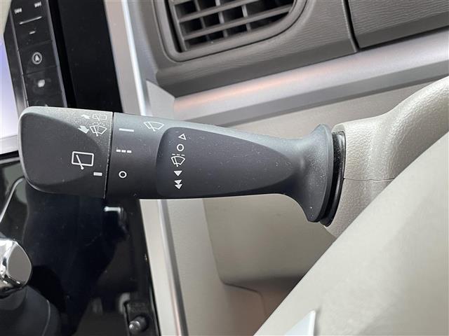 タント Ｘ　ＳＡＩＩＩ　純正ナビ　フルセグＴＶ　衝突軽減ブレーキ　片側パワースライドドア　Ｂｌｕｅｔｏｏｔｈ接続　バックカメラ　ドライブレコーダー　純正フロアマット　横滑り防止機能　オートハイビーム　スマートキー　ｉストップ（6枚目）