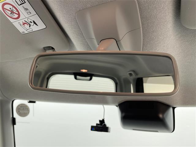 タント Ｘ　ＳＡＩＩＩ　純正ナビ　フルセグＴＶ　衝突軽減ブレーキ　片側パワースライドドア　Ｂｌｕｅｔｏｏｔｈ接続　バックカメラ　ドライブレコーダー　純正フロアマット　横滑り防止機能　オートハイビーム　スマートキー　ｉストップ（14枚目）