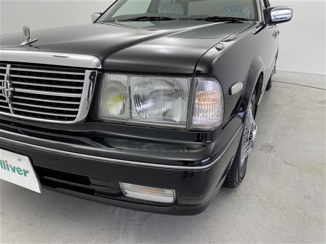 セドリック クラシック　ｃｌａｒｉｏｎカーオーディオ　ＥＴＣ　純正フロアマット　ドアバイザー（34枚目）