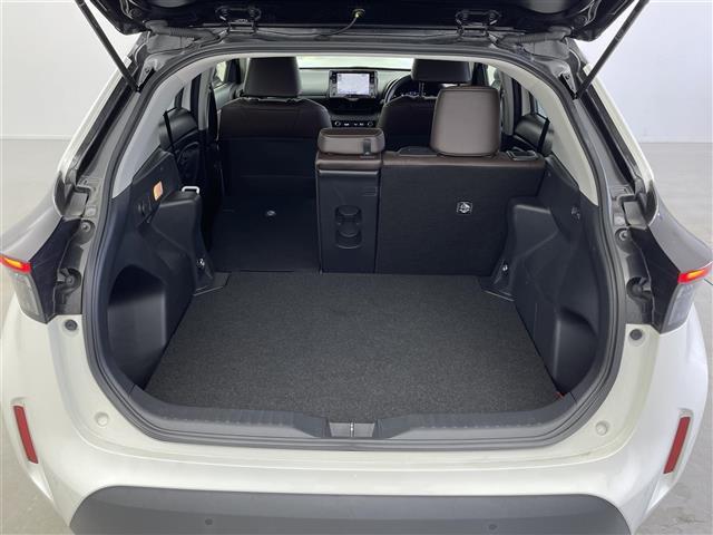 ヤリスクロス Ｚ　純正ディスプレイオーディオ（ナビ有）　トヨタセーフティーセンス　４ＷＤ　寒冷地仕様　クルーズコントロール　アラウンドビューモニター　純正アルミホイール　純正フロアマット　スペアキー（37枚目）