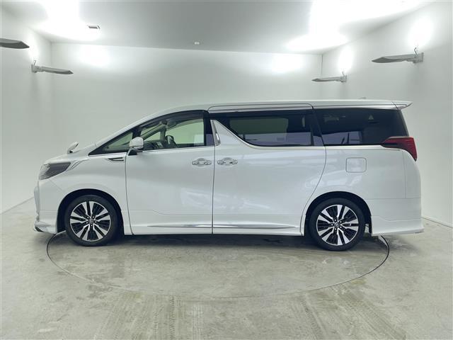 アルファード ２．５Ｓ　Ｃパッケージ　モデリスタエアロ／マフラー　サンルーフ　純正フリップダウンモニター　純正メーカーオプションナビ　トヨタセーフティーセンス　プリクラッシュセーフティー　レーンディパーチャーアラート（34枚目）