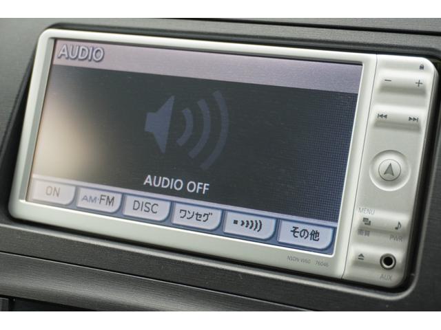 プリウス Ｓ　ＥＴＣ　バックカメラ　ナビ　ＴＶ　アルミホイール　オートライト　ＣＶＴ　スマートキー　電動格納ミラー　盗難防止システム　ＣＤ　ミュージックプレイヤー接続可　衝突安全ボディ　ＡＢＳ　ＥＳＣ　エアコン（14枚目）