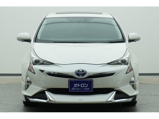 プリウス Ｓ　ハイブリッド　ＥＴＣ　バックカメラ　ＴＶ　ＬＥＤヘッドランプ　スマートキー　ＣＶＴ　盗難防止システム　衝突安全ボディ　アルミホイール　ＣＤ　Ｂｌｕｅｔｏｏｔｈ　サンルーフ　ＡＢＳ　ＥＳＣ　エアコン（2枚目）
