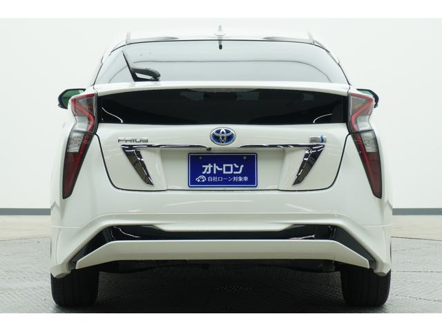 プリウス Ｓ　ハイブリッド　ＥＴＣ　バックカメラ　ＴＶ　ＬＥＤヘッドランプ　スマートキー　ＣＶＴ　盗難防止システム　衝突安全ボディ　アルミホイール　ＣＤ　Ｂｌｕｅｔｏｏｔｈ　サンルーフ　ＡＢＳ　ＥＳＣ　エアコン（5枚目）