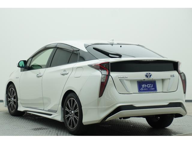 プリウス Ｓ　ハイブリッド　ＥＴＣ　バックカメラ　ＴＶ　ＬＥＤヘッドランプ　スマートキー　ＣＶＴ　盗難防止システム　衝突安全ボディ　アルミホイール　ＣＤ　Ｂｌｕｅｔｏｏｔｈ　サンルーフ　ＡＢＳ　ＥＳＣ　エアコン（6枚目）