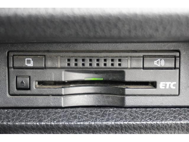 エスクァイア Ｇｉ　ブラックテーラード　ＥＴＣ　バックカメラ　ナビ　ＴＶ　オートクルーズコントロール　レーンアシスト　衝突被害軽減システム　両側電動スライドドア　オートマチックハイビーム　ＬＥＤヘッドランプ　スマートキー（17枚目）