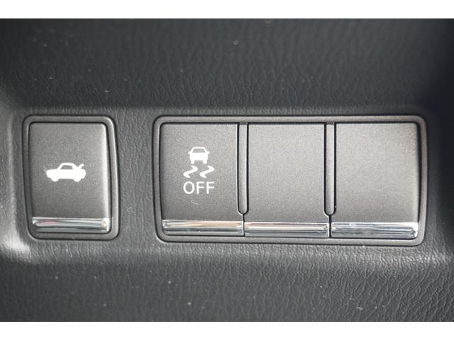 フーガ ２５０ＧＴ　ＥＴＣ　オートクルーズコントロール　バックカメラ　ナビ　アルミホイール　ＡＴ　スマートキー　電動格納ミラー　ＣＤ　ミュージックプレイヤー接続可　ＥＳＣ　エアコン　パワーステアリング　パワーウィンドウ（16枚目）