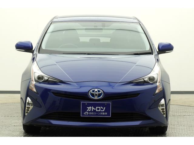 プリウス S ETC バックカメラ ナビ TV アルミホイール オートライト LEDヘッドランプ CVT スマートキー 電動格納ミラー 盗難防止システム CD Bluetooth 衝突安全ボディ ABS ESC(2枚目)