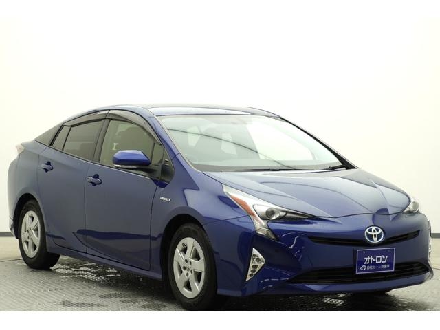 プリウス S ETC バックカメラ ナビ TV アルミホイール オートライト LEDヘッドランプ CVT スマートキー 電動格納ミラー 盗難防止システム CD Bluetooth 衝突安全ボディ ABS ESC(3枚目)