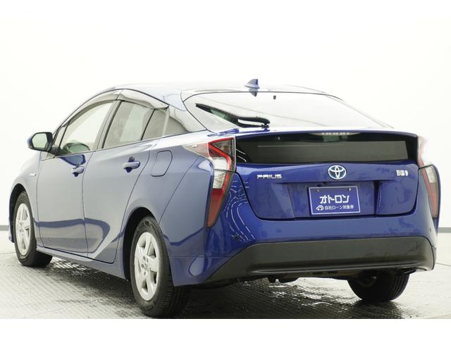 プリウス S ETC バックカメラ ナビ TV アルミホイール オートライト LEDヘッドランプ CVT スマートキー 電動格納ミラー 盗難防止システム CD Bluetooth 衝突安全ボディ ABS ESC(6枚目)