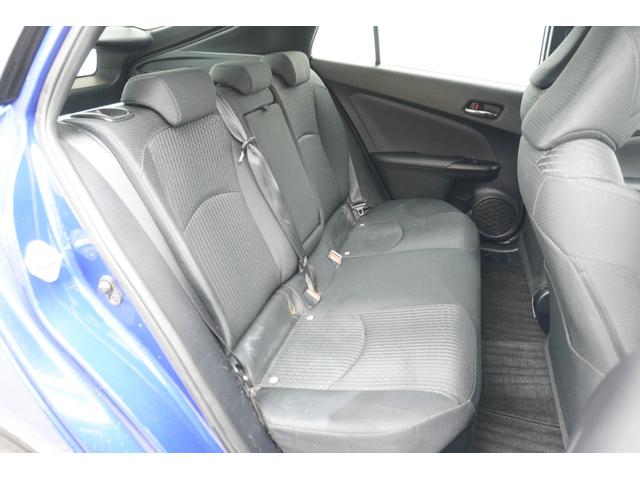 プリウス S ETC バックカメラ ナビ TV アルミホイール オートライト LEDヘッドランプ CVT スマートキー 電動格納ミラー 盗難防止システム CD Bluetooth 衝突安全ボディ ABS ESC(8枚目)