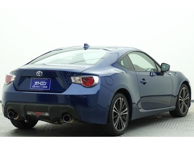 86 GT ドライブレコーダー ETC バックカメラ ナビ MT HID スマートキー アルミホイール 盗難防止システム 衝突安全ボディ ABS エアコン パワーステアリング パワーウィンドウ 運転席エアバッグ(4枚目)