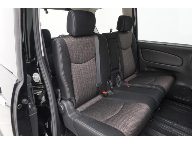 セレナ ハイウェイスターＳ－ＨＶアドバンスドセーフティパック　ドライブレコーダー　ＥＴＣ　全周囲カメラ　クリアランスソナー　オートクルーズコントロール　レーンアシスト　衝突被害軽減システム　両側電動スライドドア　スマートキー　電動格納ミラー　３列シート　ＣＶＴ（8枚目）