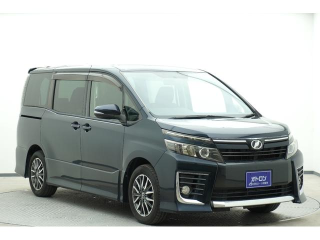 ヴォクシー ZS ETC バックカメラ ナビ TV 両側電動スライドドア オートライト LEDヘッドランプ スマートキー 電動格納ミラー 後席モニター 3列シート ウォークスルー CVT アルミホイール CD USB(3枚目)