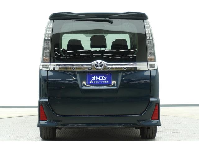 ヴォクシー ZS ETC バックカメラ ナビ TV 両側電動スライドドア オートライト LEDヘッドランプ スマートキー 電動格納ミラー 後席モニター 3列シート ウォークスルー CVT アルミホイール CD USB(5枚目)
