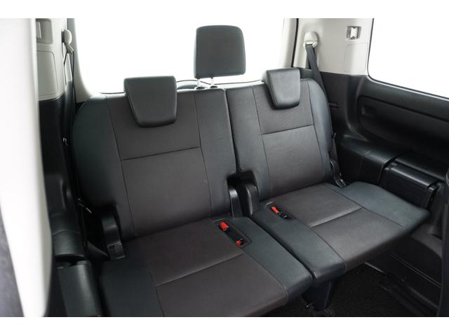 エスクァイア Ｇｉ　ＥＴＣ　バックカメラ　ナビ　ＴＶ　オートクルーズコントロール　両側電動スライドドア　オートライト　ＬＥＤヘッドランプ　スマートキー　アイドリングストップ　電動格納ミラー　シートヒーター　後席モニター（9枚目）