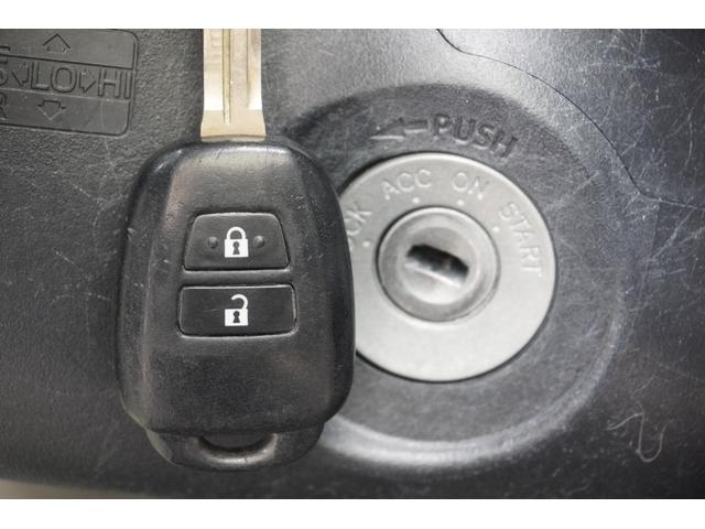 アクア Ｓ　ドライブレコーダー　ＥＴＣ　キーレスエントリー　電動格納ミラー　ＣＶＴ　衝突安全ボディ　ＡＢＳ　ＥＳＣ　エアコン（18枚目）