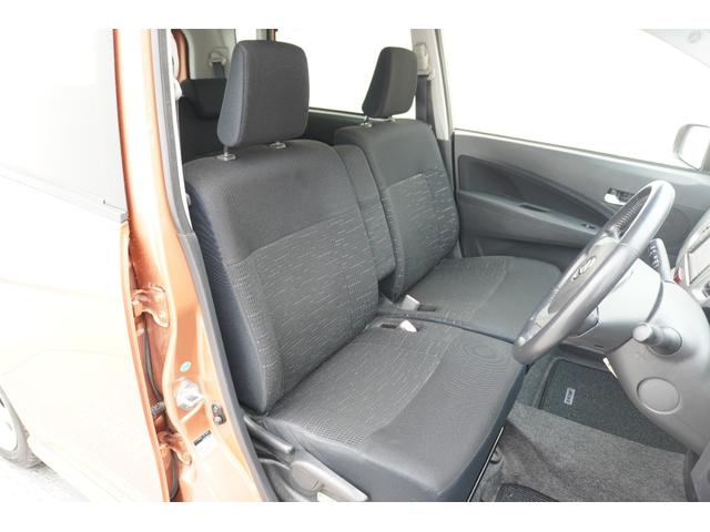 全ての車両に磨き・クリーニングを施し、車本来の輝きのお車を一台でも多く提供出来る努力をスタッフ一同取り組んでおります！是非綺麗な中古車をご覧になってください！