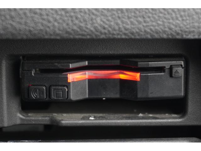 購入した車にオプションをつけた場合分割払いはどうなるの？　購入時に限り、新品ナビ・オーディオなども含め分割払いが可能となっております。詳しくは当店までご連絡ください！！