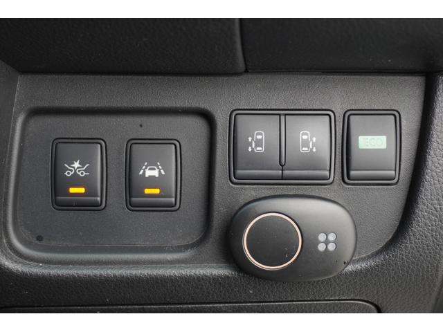 ■品質向上■当社全ての販売車両に対して、外装の磨き及び車内のルームクリーニングを実施しております。隅々まで綺麗にしてから店頭に並べております。