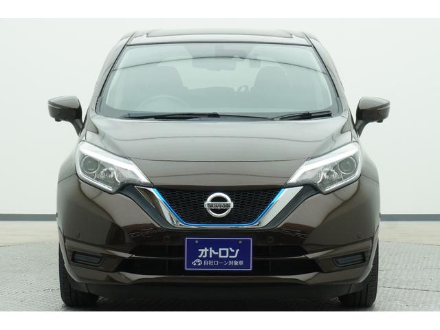 ノート ｅ－パワー　Ｘ　ドライブレコーダー　ＥＴＣ　全周囲カメラ　ナビ　ＴＶ　クリアランスソナー　レーンアシスト　衝突被害軽減システム　スマートキー　電動格納ミラー　ＣＶＴ　盗難防止システム　衝突安全ボディ　ＡＢＳ　ＥＳＣ（2枚目）