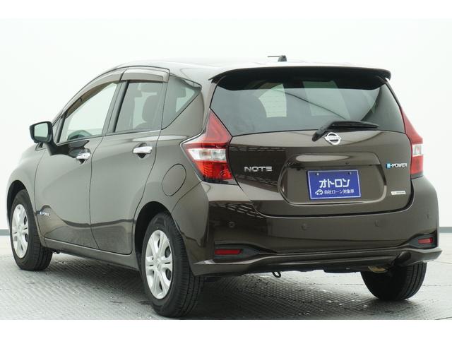 ノート ｅ－パワー　Ｘ　ドライブレコーダー　ＥＴＣ　全周囲カメラ　ナビ　ＴＶ　クリアランスソナー　レーンアシスト　衝突被害軽減システム　スマートキー　電動格納ミラー　ＣＶＴ　盗難防止システム　衝突安全ボディ　ＡＢＳ　ＥＳＣ（6枚目）