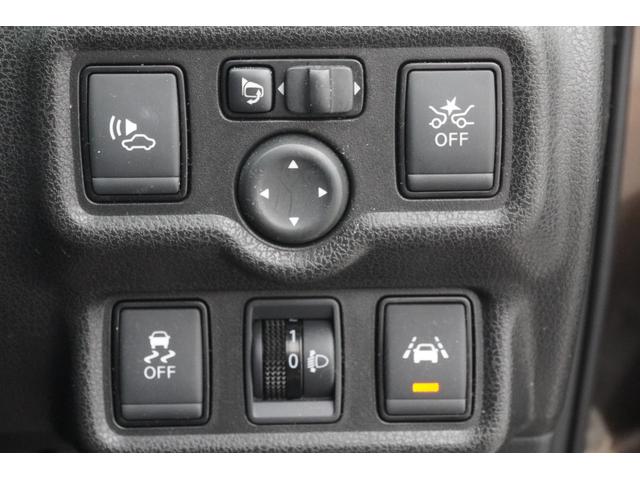 ノート ｅ－パワー　Ｘ　ドライブレコーダー　ＥＴＣ　全周囲カメラ　ナビ　ＴＶ　クリアランスソナー　レーンアシスト　衝突被害軽減システム　スマートキー　電動格納ミラー　ＣＶＴ　盗難防止システム　衝突安全ボディ　ＡＢＳ　ＥＳＣ（17枚目）