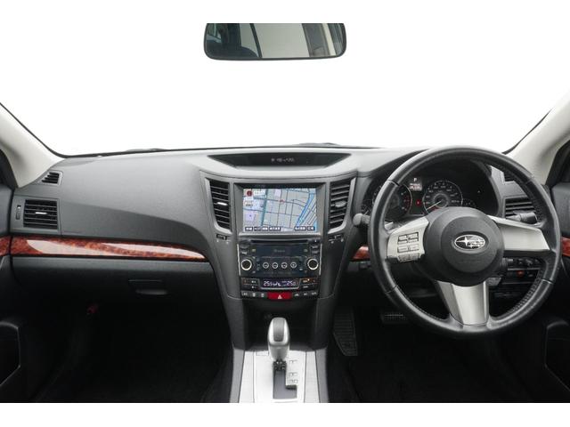 毎回座るフロントシート。運転席は必ず使用する部分ですので、座り心地が重要です！