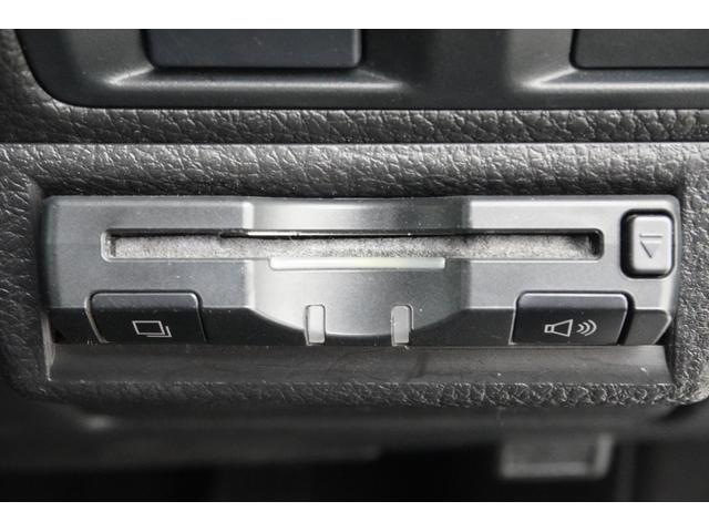 今では必需品のＥＴＣも付いております。高速道路での出入りもスムーズ。渋滞緩和にもなりエコにも繋がります。