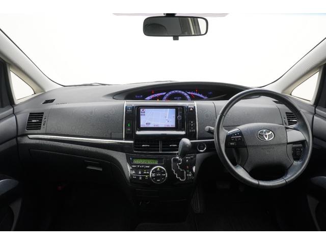 毎回座るフロントシート。運転席は必ず使用する部分ですので、座り心地が重要です！