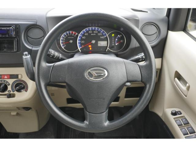 タントエグゼ L キーレスエントリー アイドリングストップ CVT 盗難防止システム ABS CD 衝突安全ボディ エアコン(11枚目)