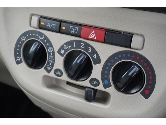 タントエグゼ L キーレスエントリー アイドリングストップ CVT 盗難防止システム ABS CD 衝突安全ボディ エアコン(14枚目)