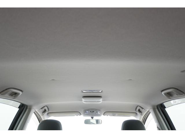 プリウスアルファ S Lセレクション ETC バックカメラ ナビ アルミホイール オートライト 後席モニター スマートキー 電動格納ミラー CVT 盗難防止システム 衝突安全ボディ ABS ミュージックプレイヤー接続可 エアコン(18枚目)