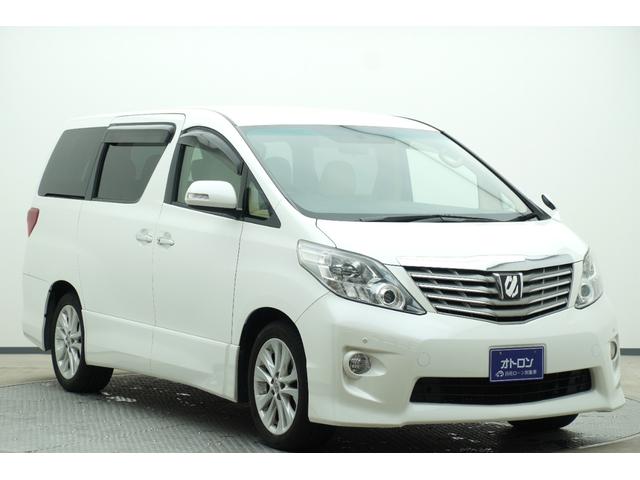 アルファード ２４０Ｓ　リミテッド　ＥＴＣ　バックカメラ　ナビ　ＴＶ　クリアランスソナー　両側電動スライドドア　ＨＩＤ　スマートキー　電動格納ミラー　後席モニター　３列シート　ＣＶＴ　アルミホイール　ＣＤ　ミュージックプレイヤー接続可（3枚目）