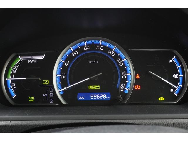 ヴォクシー ハイブリッドＶ　ＥＴＣ　バックカメラ　ＴＶ　オートクルーズコントロール　両側電動スライドドア　ＬＥＤヘッドランプ　スマートキー　シートヒーター　３列シート　ＣＶＴ　アルミホイール　ＣＤ　ＵＳＢ　Ｂｌｕｅｔｏｏｔｈ（12枚目）