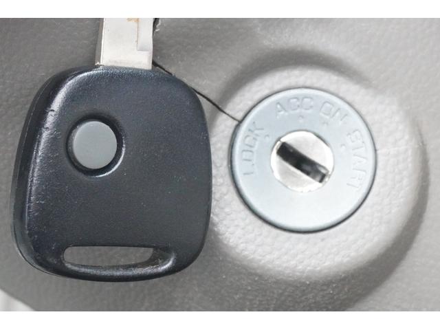 エブリイ ＰＣ　ハイルーフ　ＡＴ　両側スライドドア　キーレスエントリー　盗難防止システム　アルミホイール　エアコン　パワーステアリング　パワーウィンドウ　ＣＤ（17枚目）