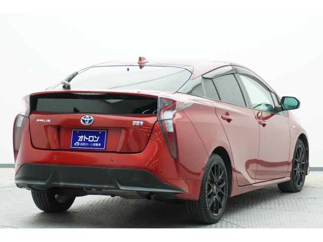 プリウス Ａツーリングセレクション　ドライブレコーダー　クリアランスソナー　レーンアシスト　オートクルーズコントロール　衝突被害軽減システム　バックカメラ　ナビ　ＴＶ　アルミホイール　オートライト　ＬＥＤヘッドランプ　ＣＶＴ（4枚目）