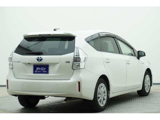 プリウスアルファ Ｓ　ＥＴＣ　バックカメラ　ナビ　ＴＶ　アルミホイール　オートライト　スマートキー　電動格納ミラー　３列シート　ＣＶＴ　盗難防止システム　衝突安全ボディ　ＡＢＳ　ＣＤ　ＤＶＤ再生　Ｂｌｕｅｔｏｏｔｈ（4枚目）