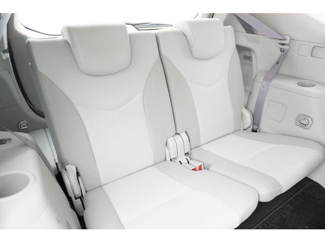 プリウスアルファ Ｓ　ＥＴＣ　バックカメラ　ナビ　ＴＶ　アルミホイール　オートライト　スマートキー　電動格納ミラー　３列シート　ＣＶＴ　盗難防止システム　衝突安全ボディ　ＡＢＳ　ＣＤ　ＤＶＤ再生　Ｂｌｕｅｔｏｏｔｈ（9枚目）