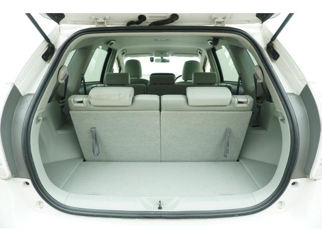 プリウスアルファ Ｓ　ＥＴＣ　バックカメラ　ナビ　ＴＶ　アルミホイール　オートライト　スマートキー　電動格納ミラー　３列シート　ＣＶＴ　盗難防止システム　衝突安全ボディ　ＡＢＳ　ＣＤ　ＤＶＤ再生　Ｂｌｕｅｔｏｏｔｈ（19枚目）