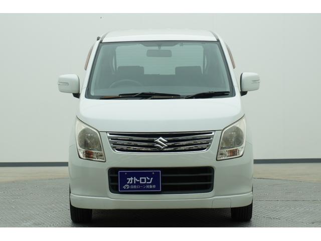 ワゴンＲ ＦＸリミテッド　ＥＴＣ　バックカメラ　ナビ　スマートキー　電動格納ミラー　ベンチシート　ＣＶＴ　盗難防止システム　ＡＢＳ　アルミホイール　衝突安全ボディ　エアコン　パワーステアリング　パワーウィンドウ（2枚目）