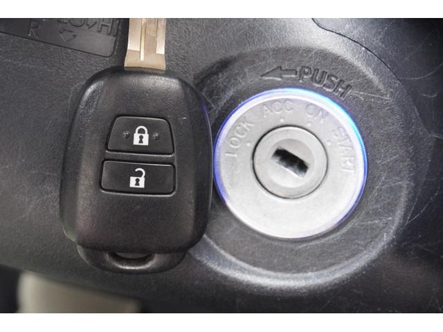 アクア Ｓ　ＥＴＣ　バックカメラ　ナビ　アルミホイール　キーレスエントリー　電動格納ミラー　ＣＶＴ　衝突安全ボディ　ＡＢＳ　ＥＳＣ　ＣＤ　ＤＶＤ再生　ミュージックプレイヤー接続可　エアコン　パワーステアリング（17枚目）