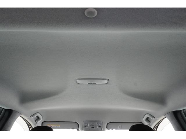 プリウス Ｓ　ＥＴＣ　クリアランスソナー　レーンアシスト　オートクルーズコントロール　衝突被害軽減システム　バックカメラ　アルミホイール　ＬＥＤヘッドランプ　ＣＶＴ　スマートキー　電動格納ミラー　盗難防止システム（18枚目）