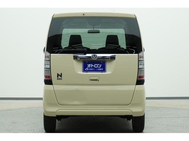 Ｎ－ＢＯＸ Ｇ　両側スライドドア　スマートキー　アイドリングストップ　ベンチシート　ＣＶＴ　盗難防止システム　ＡＢＳ　ＥＳＣ　ＣＤ　ミュージックプレイヤー接続可　アルミホイール　衝突安全ボディ　エアコン（5枚目）
