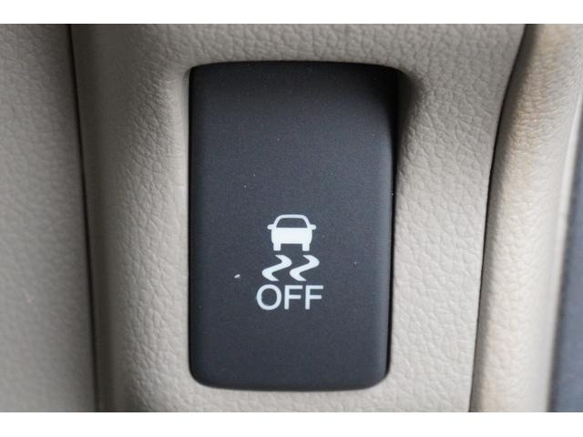 Ｎ－ＢＯＸ Ｇ　両側スライドドア　スマートキー　アイドリングストップ　ベンチシート　ＣＶＴ　盗難防止システム　ＡＢＳ　ＥＳＣ　ＣＤ　ミュージックプレイヤー接続可　アルミホイール　衝突安全ボディ　エアコン（16枚目）