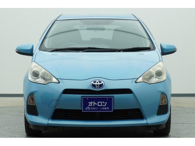 アクア Ｓ　ＥＴＣ　バックカメラ　ナビ　スマートキー　電動格納ミラー　ＣＶＴ　衝突安全ボディ　ＡＢＳ　ＥＳＣ　エアコン　パワーステアリング　パワーウィンドウ（2枚目）