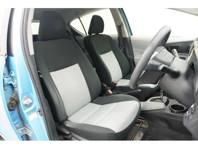 アクア Ｓ　ＥＴＣ　バックカメラ　ナビ　スマートキー　電動格納ミラー　ＣＶＴ　衝突安全ボディ　ＡＢＳ　ＥＳＣ　エアコン　パワーステアリング　パワーウィンドウ（7枚目）